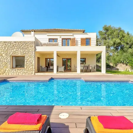 Casa De Pedra By *